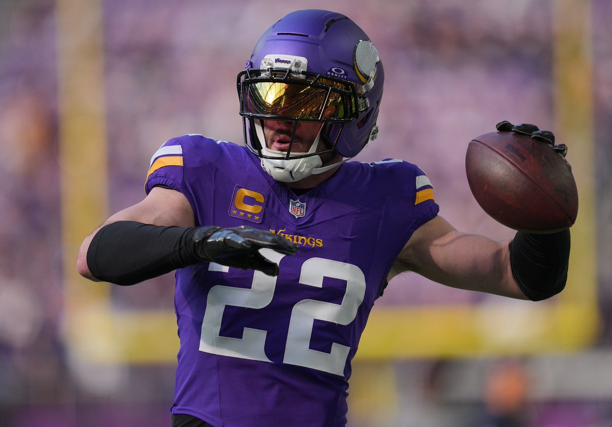 The #Vikings will reportedly process All-Pro safety Harrison Smith as a post-June 1 release today

Smith's decision to play in 2026 is reportedly still up in the air, but this allows him more time to figure out his future

(Per <a href="/alec_lewis/">Alec Lewis</a>)