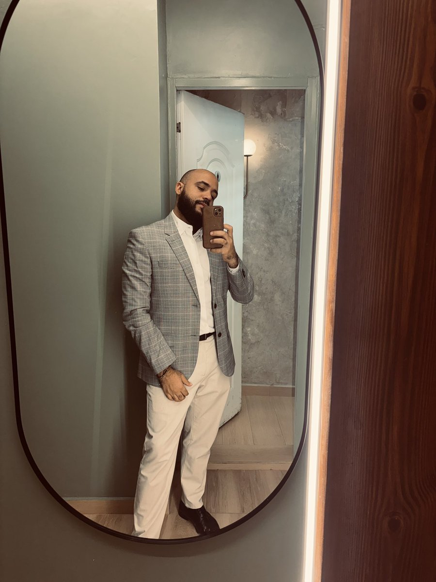Franklin 🖤 tweet media
