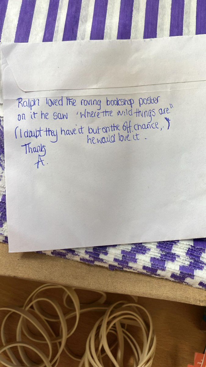 The Roving Bookshop tweet media