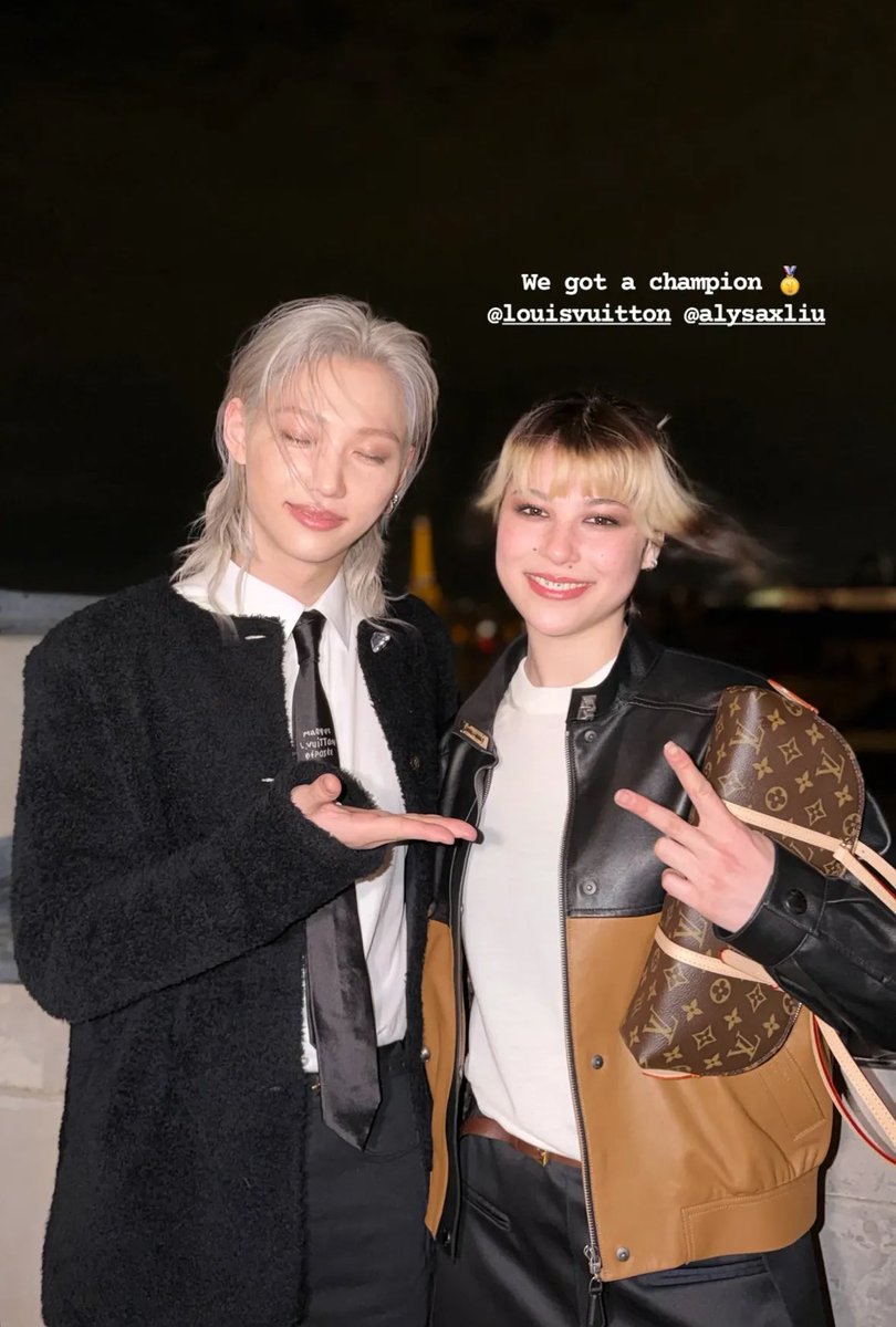 jay 🦦 tweet media