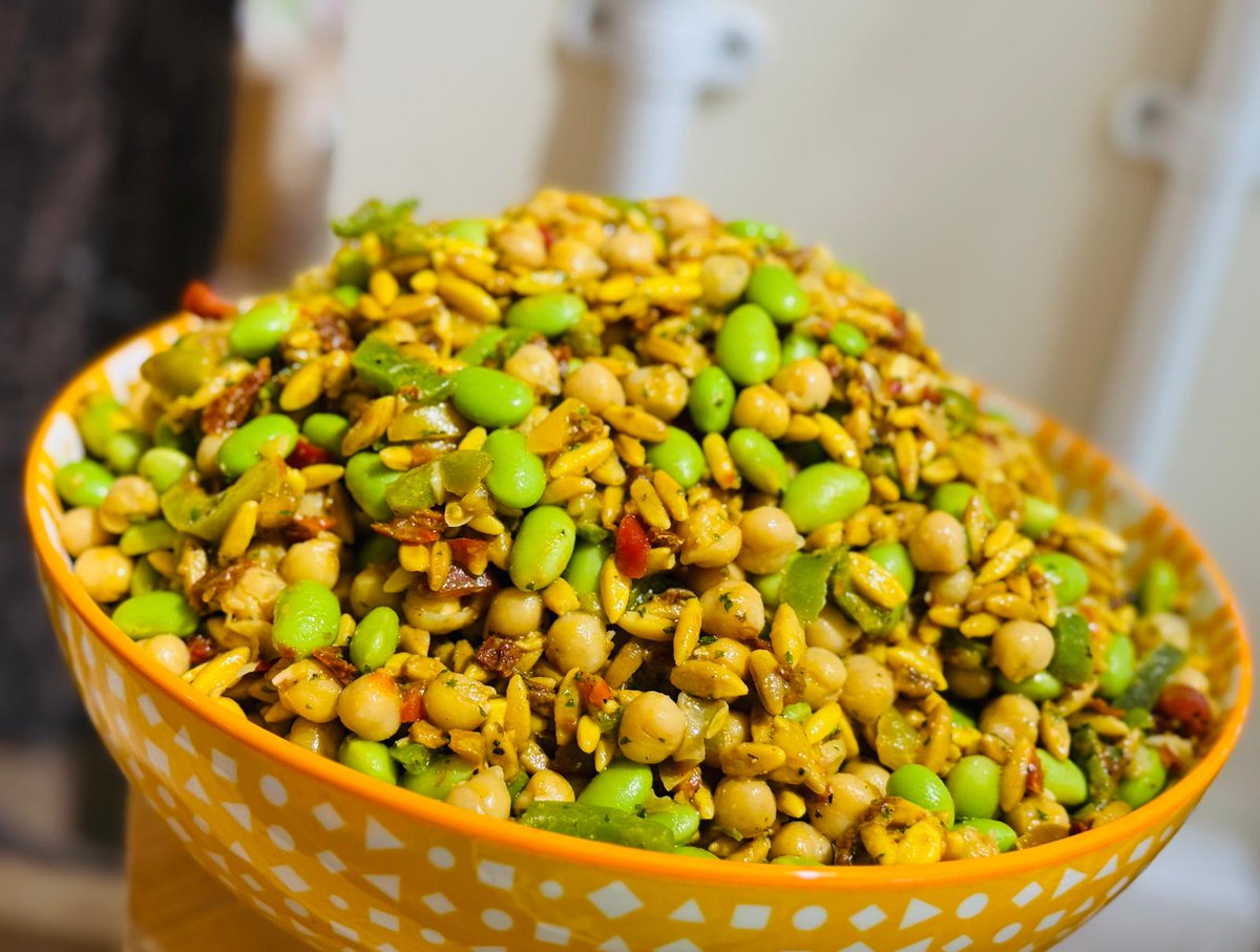 Holroyd Howe @Kingsmac tweet media