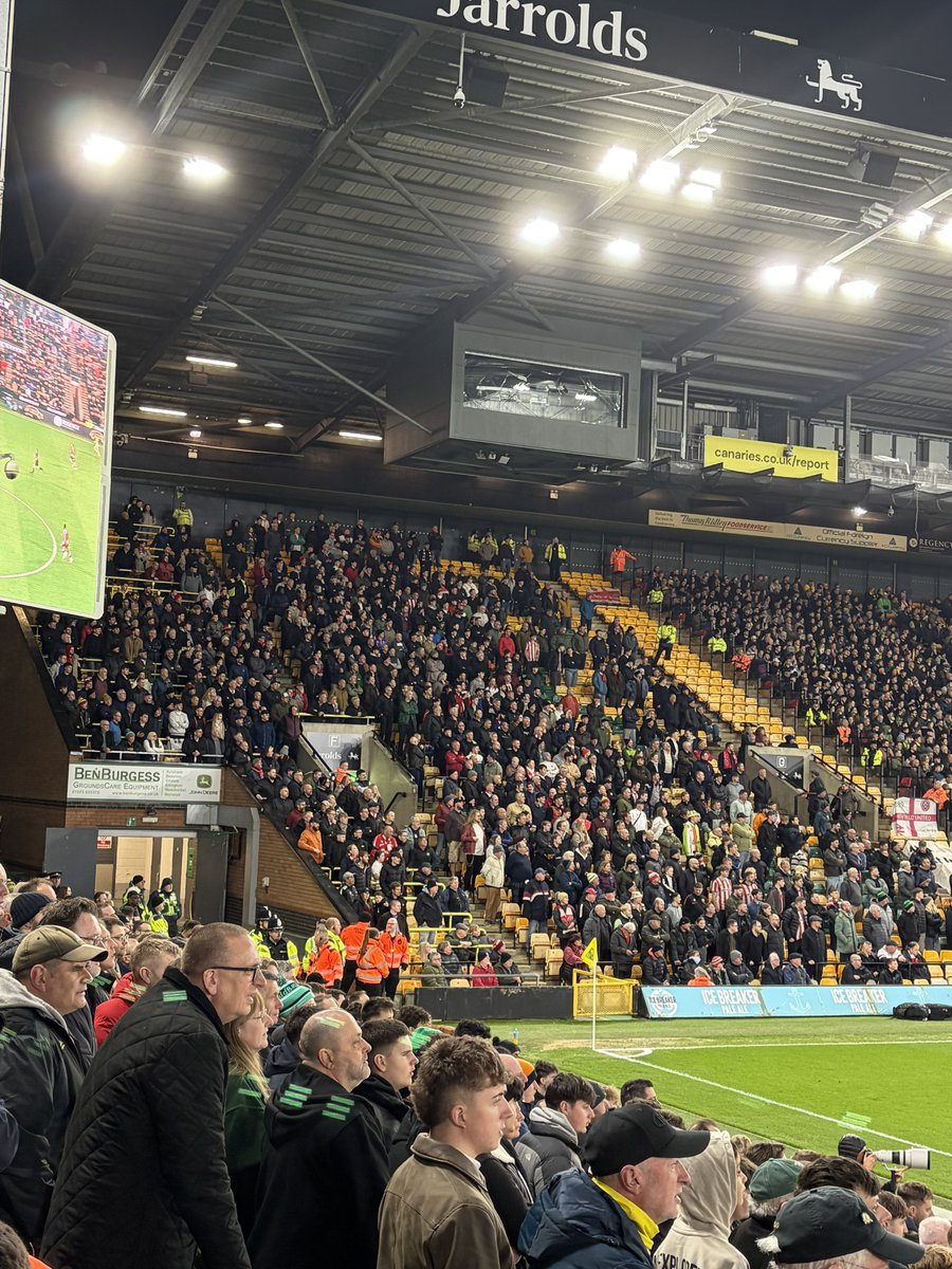 ontheballcity's tweet photo. We boycotting #sufc? At least post a pic after kickoff 🤣 #ncfc https://t.co/koWpqXme1h