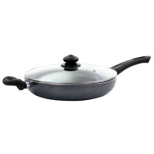royalkitwareco's tweet image. Cook, Sauté, And Simmer With Ease.

The Oster Pallermo 3.5 Quart Aluminum Nonstick Sauté Pan in Charcoal with Lid offers durable construction and easy nonstick performance — only $24.79.

Shop now
royalkitchenwareco.com

#PallermoSaute#CharcoalPan #NonstickSaute #KitchenCookware