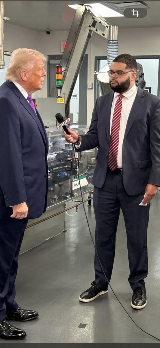 paula toti tweet media