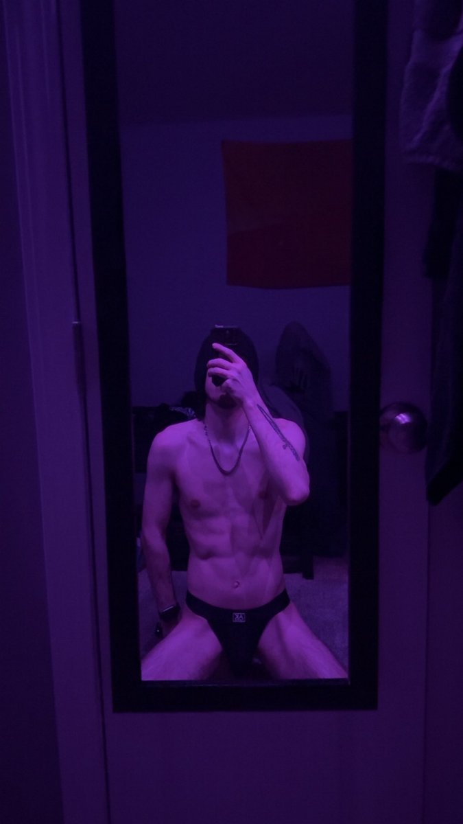 Getting home VS 5 minutes later🤭