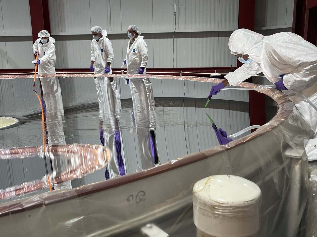 Carnegie Las Campanas Observatory tweet media