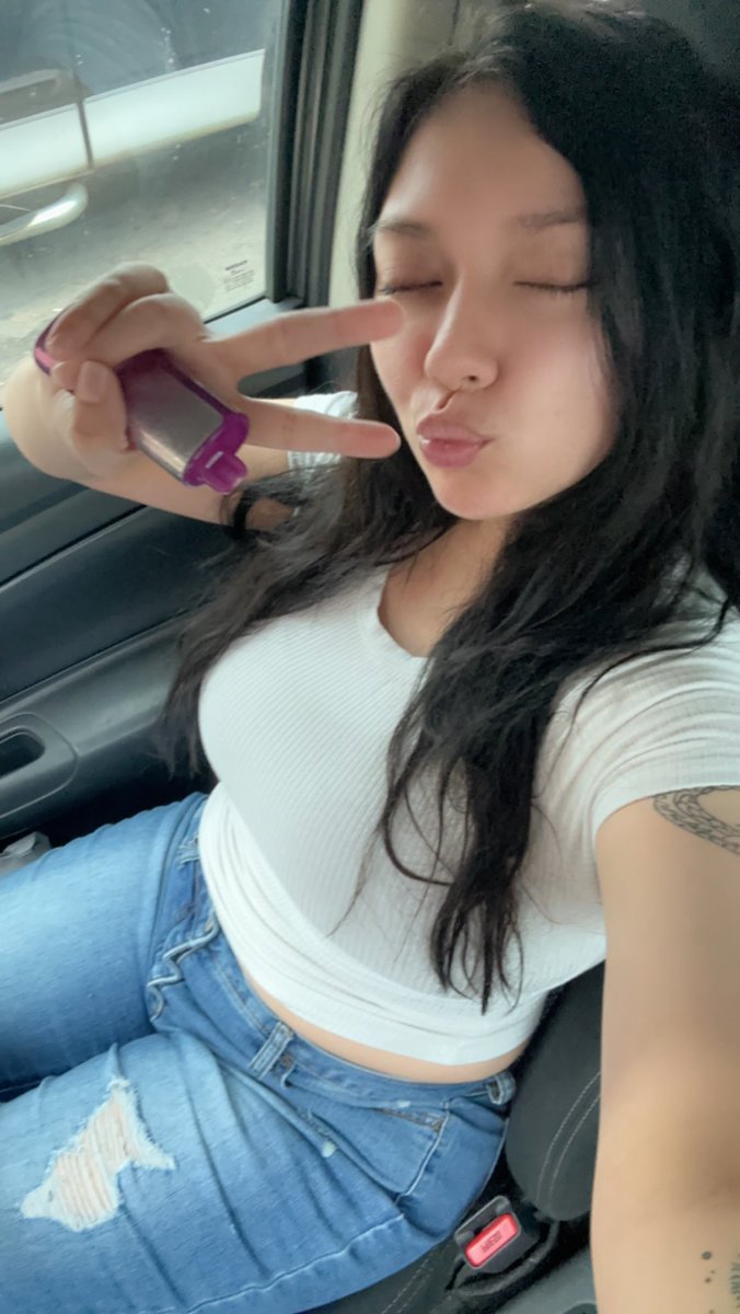 FBizzle (@battsfelicia93) on Twitter photo 