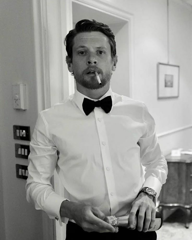 and jack better show up to the oscars looking like this