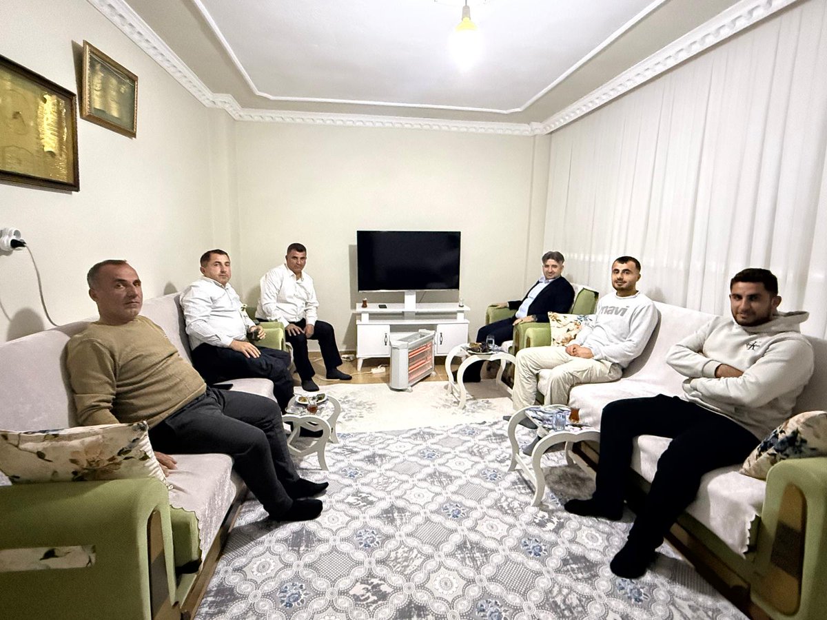 AK Parti kozluk tweet media
