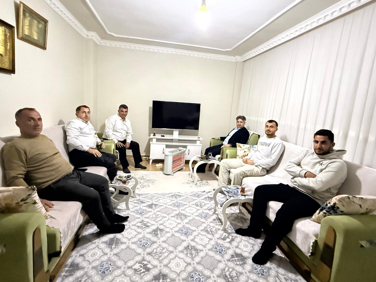 AK Parti kozluk tweet media