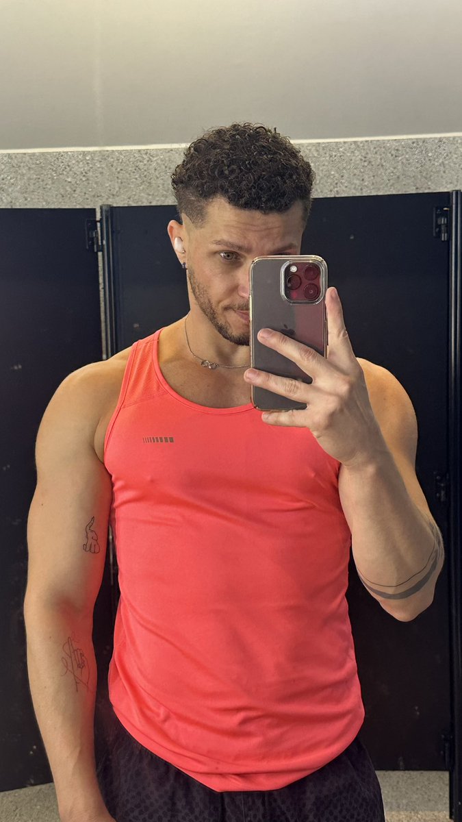 Aldo Schmidt (@aldoschmidt08) on Twitter photo 