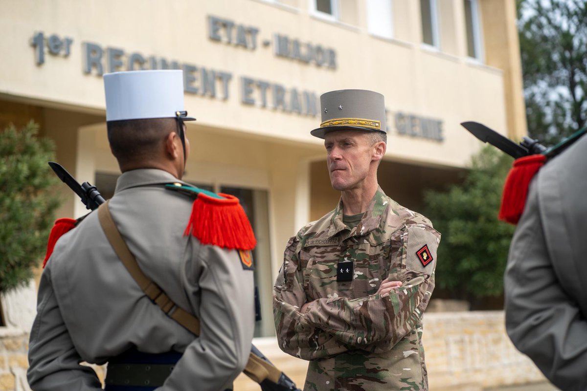 Chef de corps 1REG tweet media