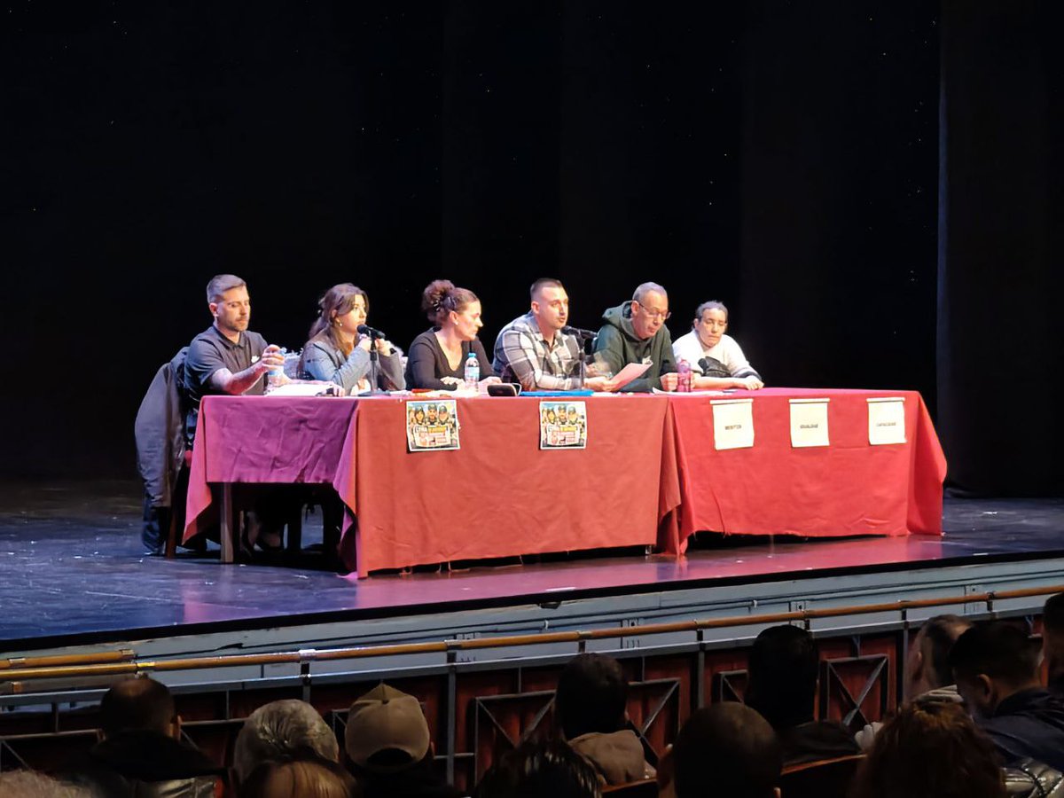 cgtzonasur's tweet photo. GETAFE | Las trabajadoras de #LYMA, empresa municipal de limpieza de #Getafe, celebran Asamblea, en defensa del #ConvenioColectivo
Ante la falta de avance en las negociaciones se acuerda, casi por unanimidad, comenzar las movilizaciones.
#LYMAenLucha https://t.co/IN7sKPTBja