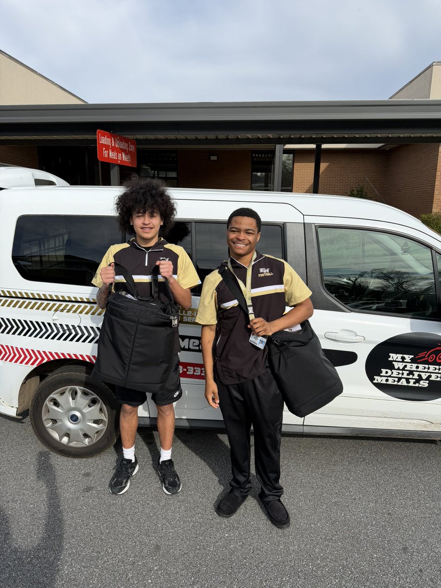 East Hall Vikings Football tweet media