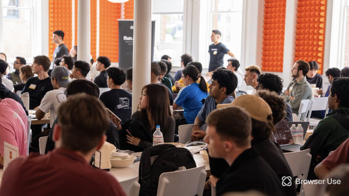 MiniMax (official) tweet media