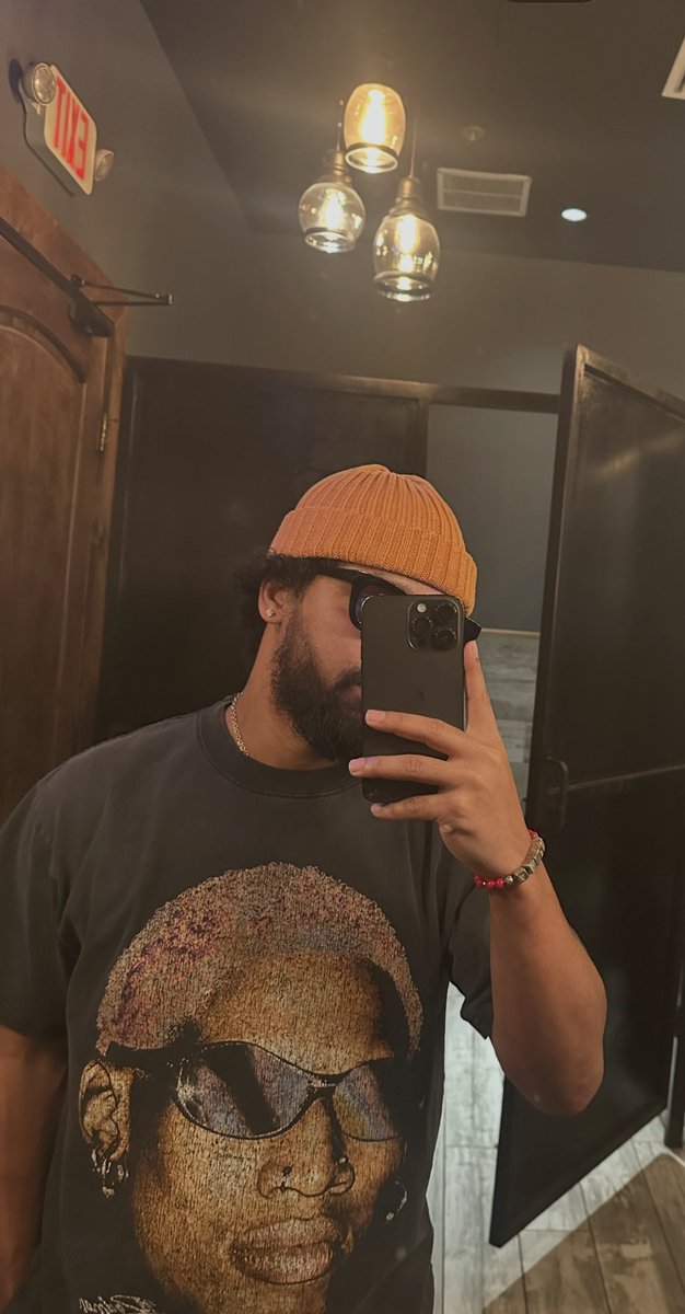 lyndenbj's tweet photo. proof of life. https://t.co/0x4xmSd5op