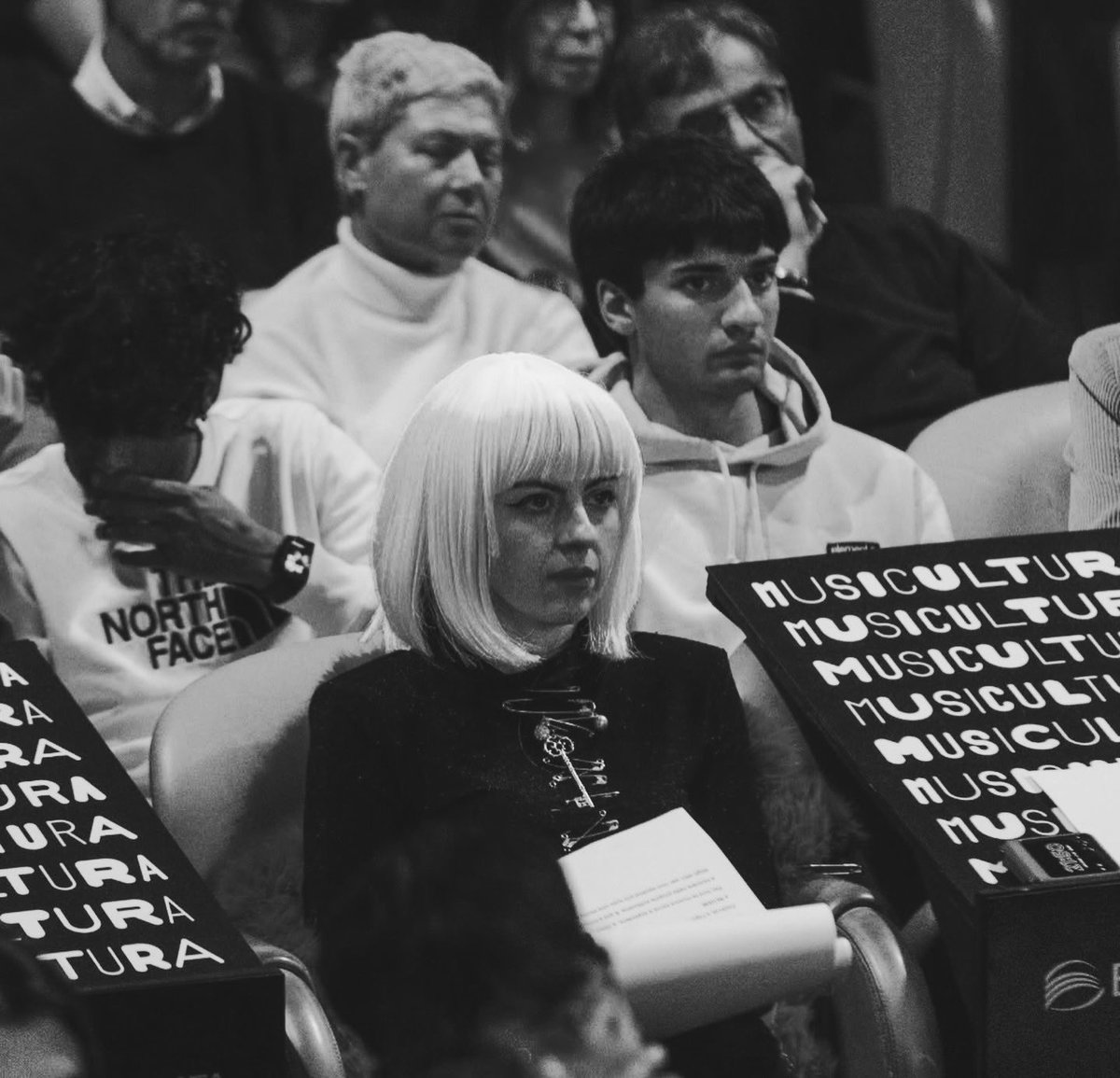 FanGiallo's tweet photo. La Mia Giurata preferita  a cui voglio tantissimo Tantissimo Tantissimo bene alla voce Meravigliosa e Eccezionale della musica italiana .  Ogni Suo Consiglio è sempre Meraviglioso e Ascoltarlo sempre   .   Ed è una Persona Meravigliosa e Eccezionale https://t.co/9af20q9lOC