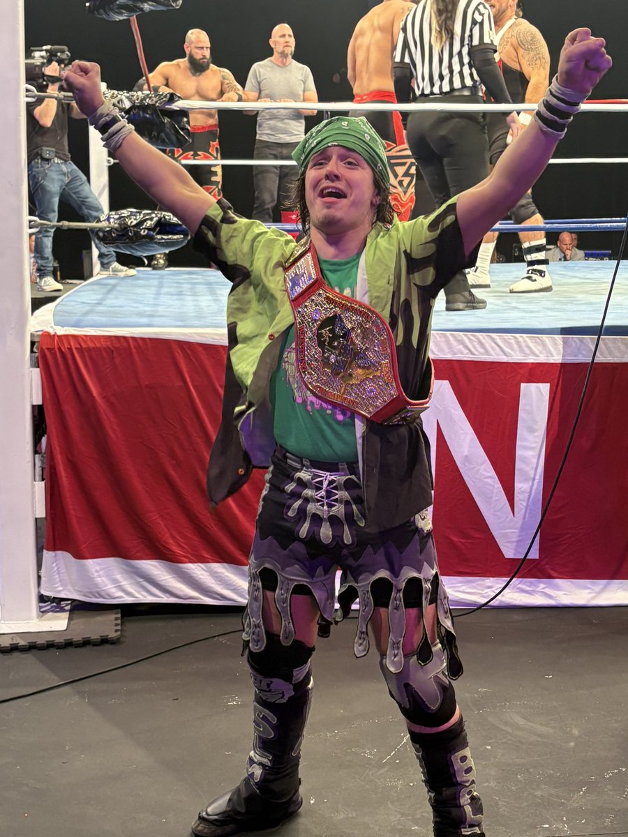 Wrestlevision tweet media