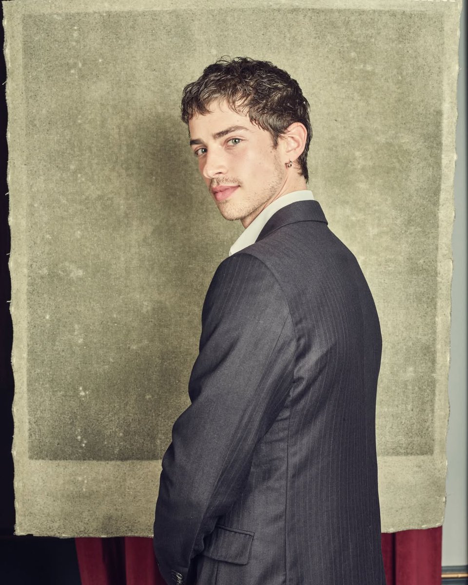 Manu Rios Archive tweet media