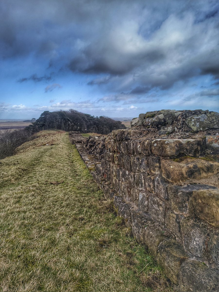HADRIAN'S WALL PATH tweet media