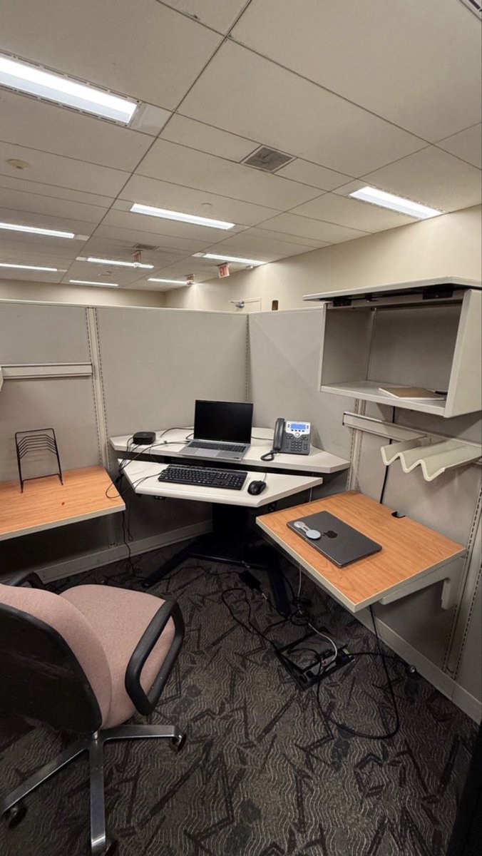 Tech Sales Guy tweet media