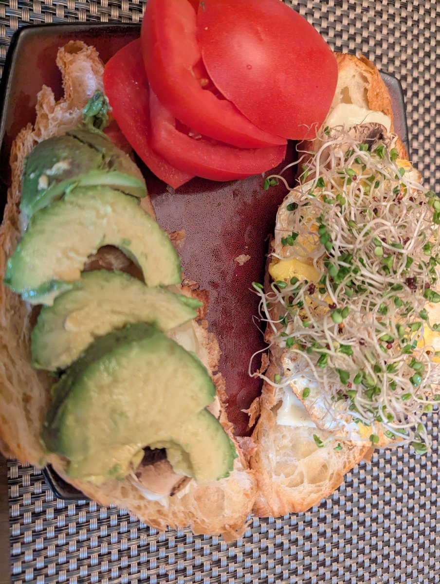 Brekkie and off to appointments now.