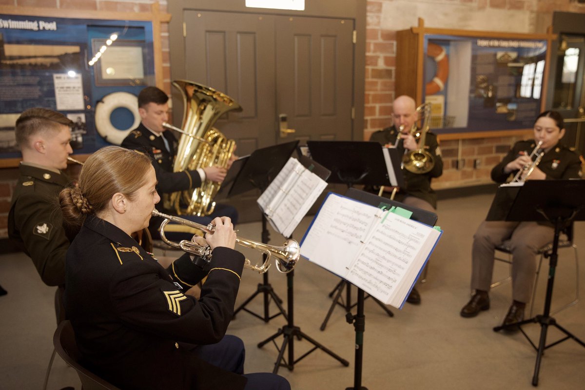 34thArmyBand's tweet image. On March 7, Fort Iowa Brass performed at the Officer Candidate School Mentorship Mixer at Camp Dodge. This event takes place each year to give candidates the opportunity to learn &amp;amp; converse with senior leadership. 

@IowaNatGuard 
#OCS #iowanationalguard #armyband #campdodge