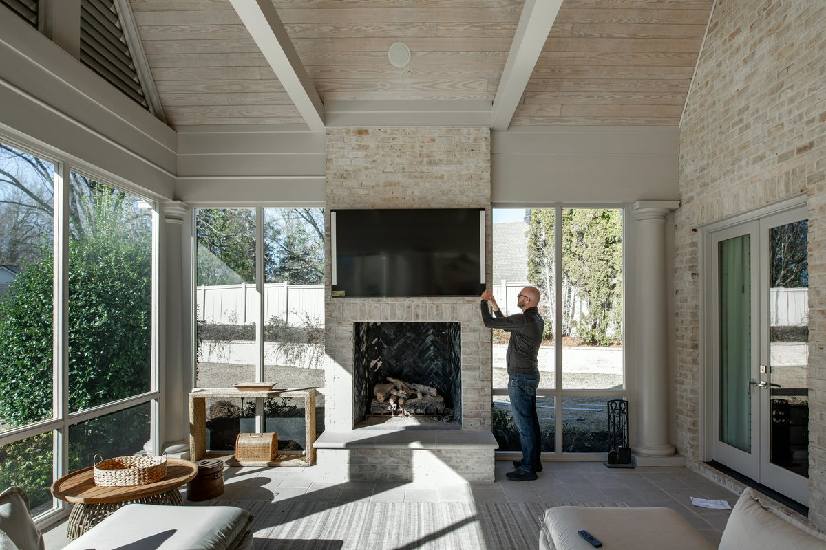 This project was completed just in time for optimal porch weather. 🌞