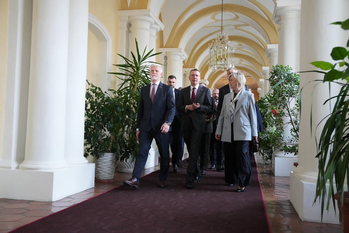 As President of Czechia <a href="/prezidentpavel/">Petr Pavel</a> and Mrs. Eva Pavlová conclude their State Visit to Latvia, I would like to thank them for their true friendship and interest to strengthen bilateral ties between our two countries. 

Děkuji! 🇱🇻 🤝 🇨🇿
