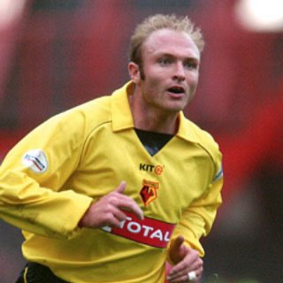 Do Not Scratch Your Eyes Watford FC Podcast 🐝 tweet media