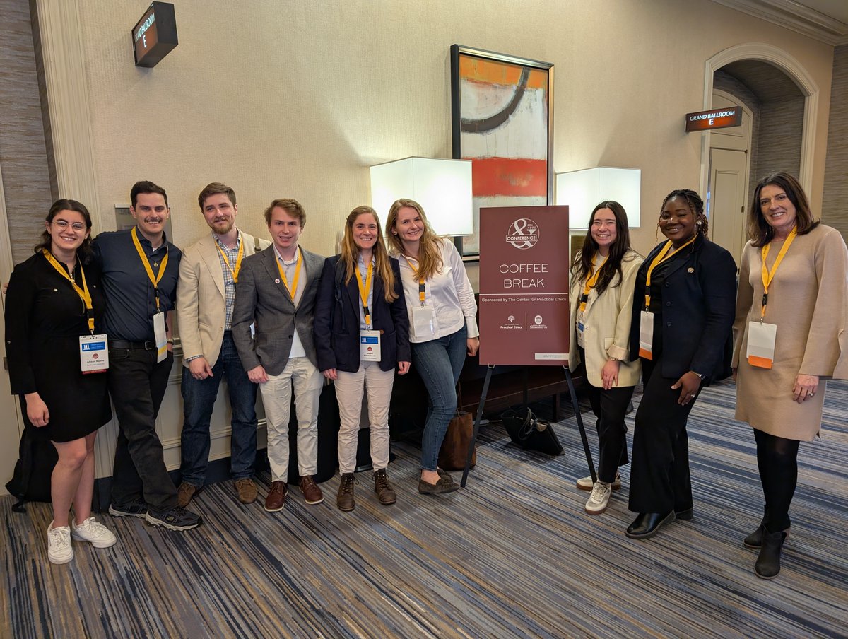SluBioethics's tweet photo. Our department was well represented at the Association for Practical and Professional Ethics annual conference including Joel Cox, Allison Bajada, Mallory Wietrzykowski, Andy Baldassare, Matilda Ajibola, Agnieszka Romanowska, Peter Swindeman, Sam Berendes, and Dr. Jason Eberl. https://t.co/8ZPhcwOuXY