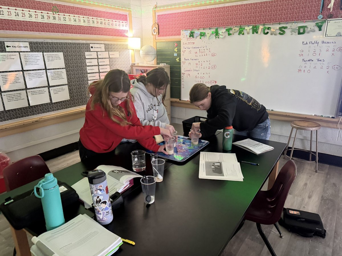 Mrs. Conrad tweet media