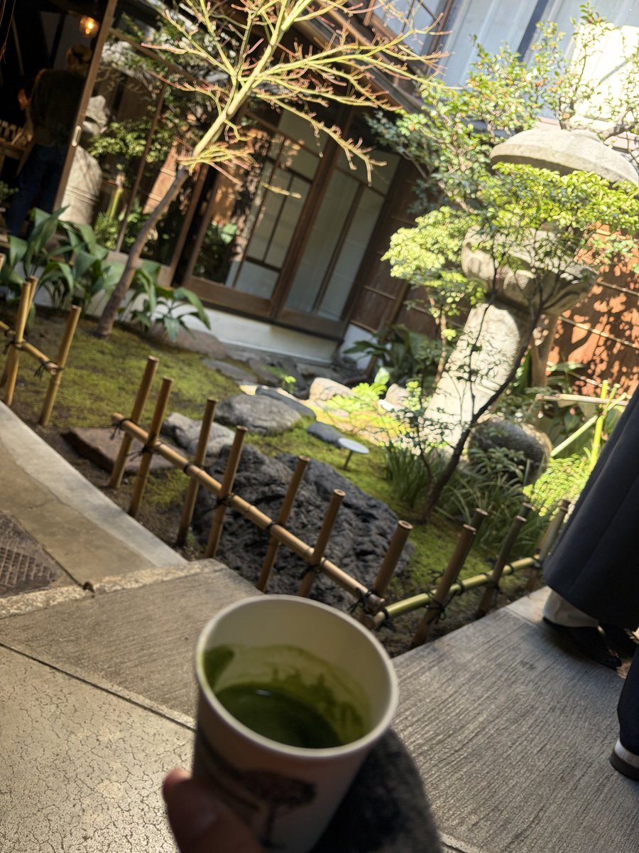 NK06508425's tweet photo. 京都旅行とてもオシャレ https://t.co/lGXK4rRWpv