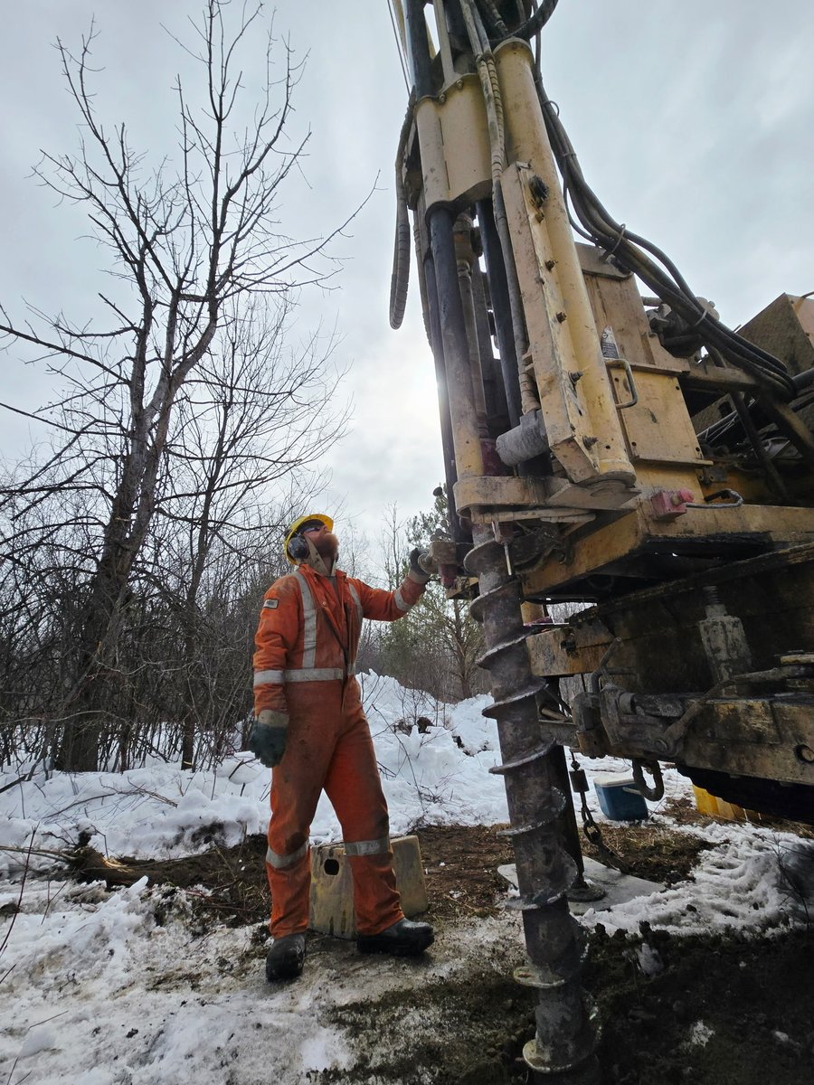 #AardvarkDrilling update from the Ottawa area…Matt H and team finished up the job with the CME 75 and swamp crawler Nodwell yesterday! Good work team!