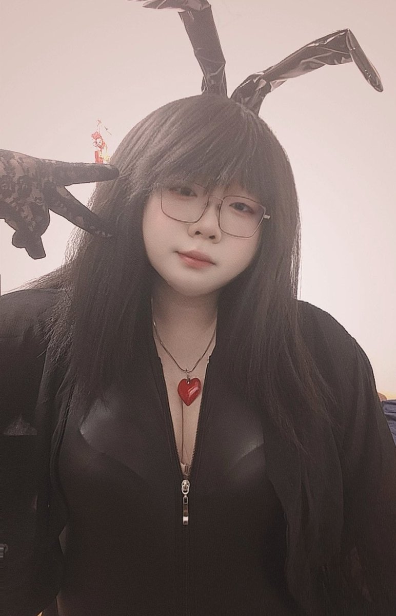 露澈luce tweet media