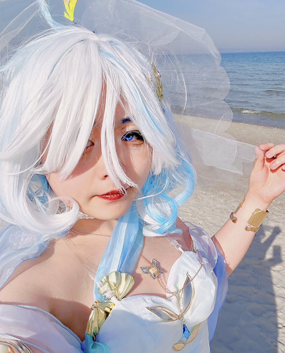 queerxuqueer's tweet photo. Furina 🌊
Genshin Impact cosplay.

#Furina
#FurinaCosplay
#GenshinImpact
#GenshinCosplay
#Cosplay
#Cosplayer https://t.co/0lVDRA2nhZ