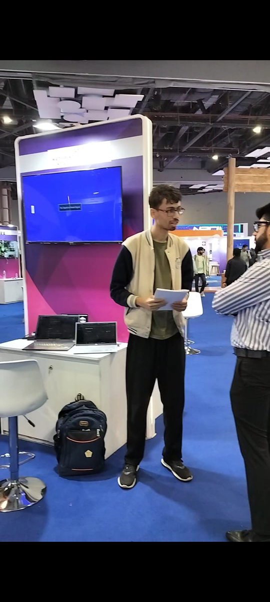 Dhruv Agarwal tweet media