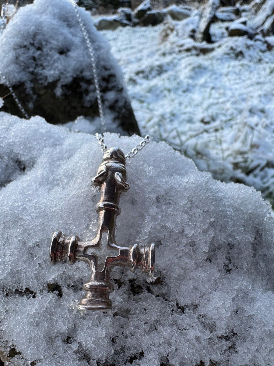 caledonianforge's tweet image. Why we make. To keep it short we genuinely love what we do. Designing new jewellery, finding out about new exciting artefacts and making them how they’d look before being worn away by time, researching how it all fits in a historical context.. The list goes on! #marchmeetthemaker