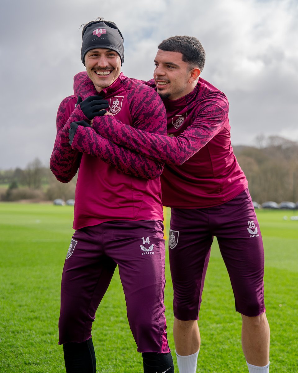 Burnley FC tweet media