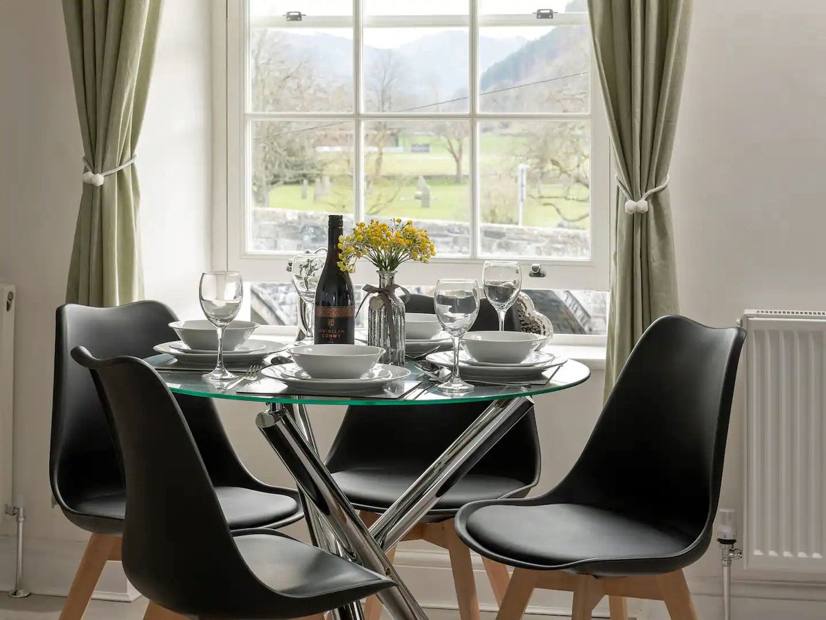 Sidney Phillips tweet media