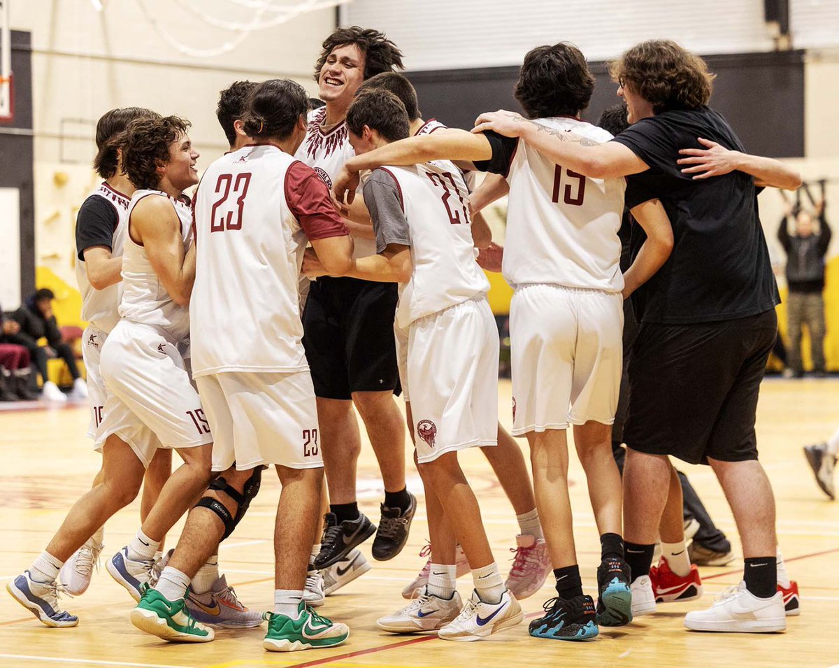 ndnsports's tweet image. The Kahnawake Survival School Akweks juvenile boys basketball team were crowed champions of the Greater Montreal Athletic Association last week.
#NativePreps #Mohawk #FirstNations

Read at: buff.ly/Mlrub1j