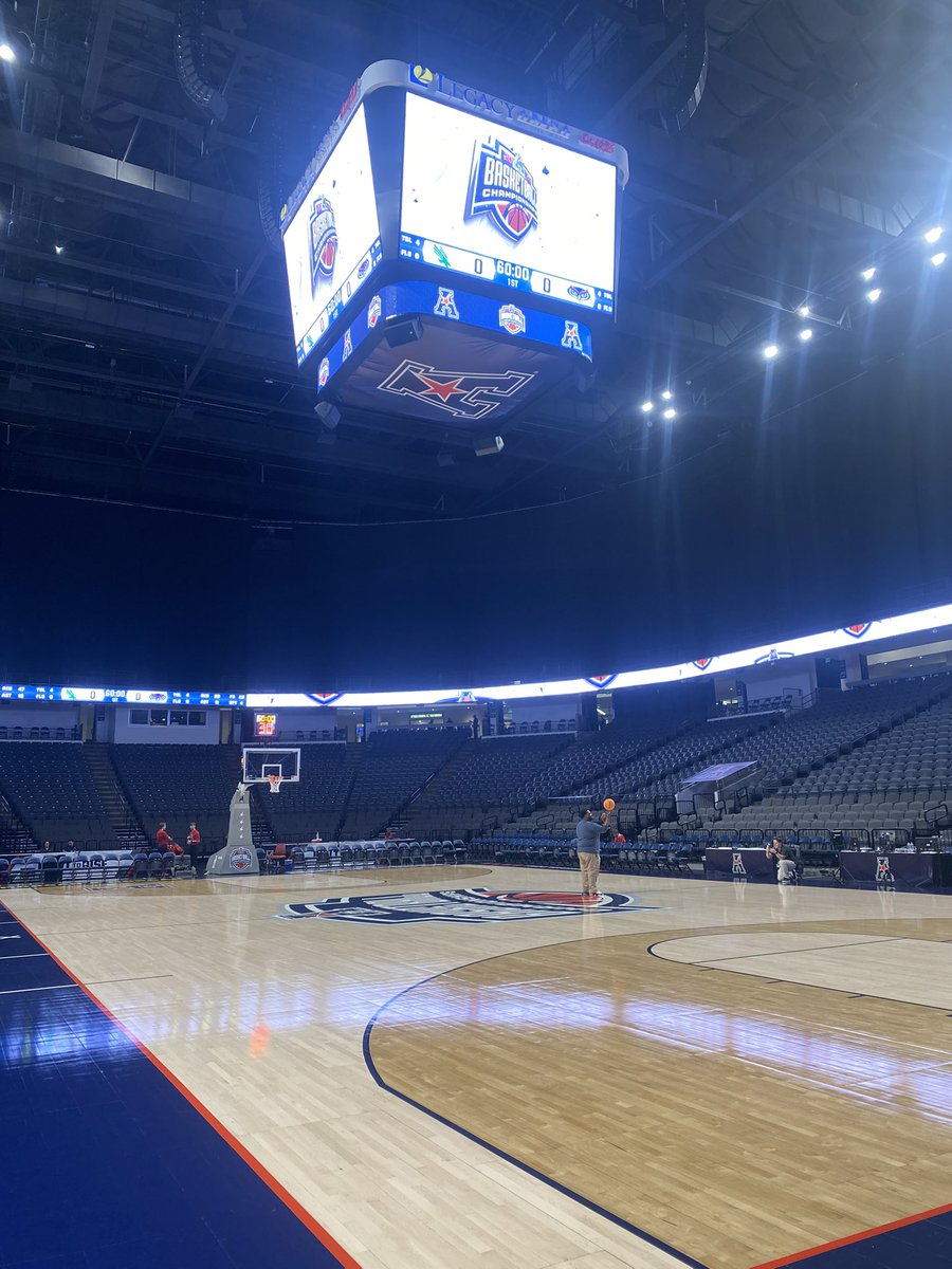 Sam Kaman tweet media