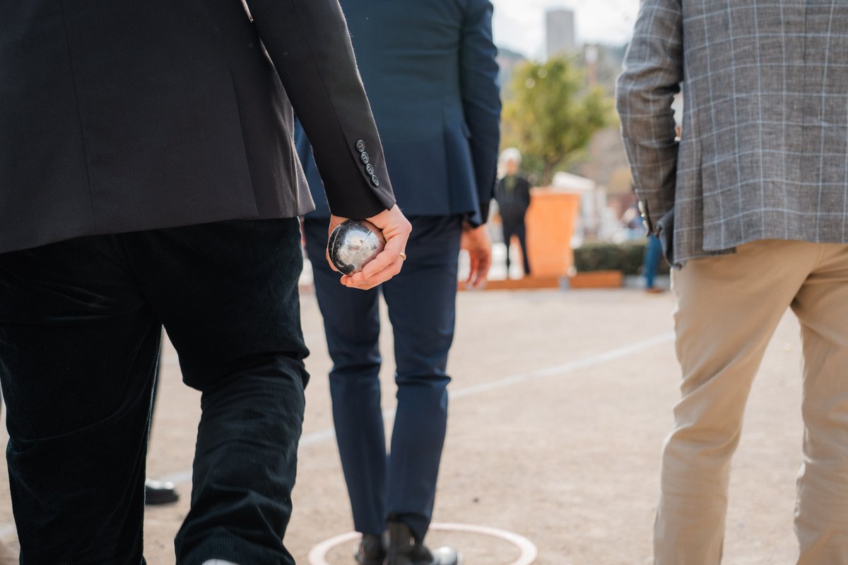 CannesPalais's tweet photo. Au #MIPIM, le business se fait aussi sous le soleil et sur les grandes terrasses de #Cannes… avec parfois une partie de pétanque entre deux rendez-vous ! 
#RendezVousACannes https://t.co/YB5oLSSS4a