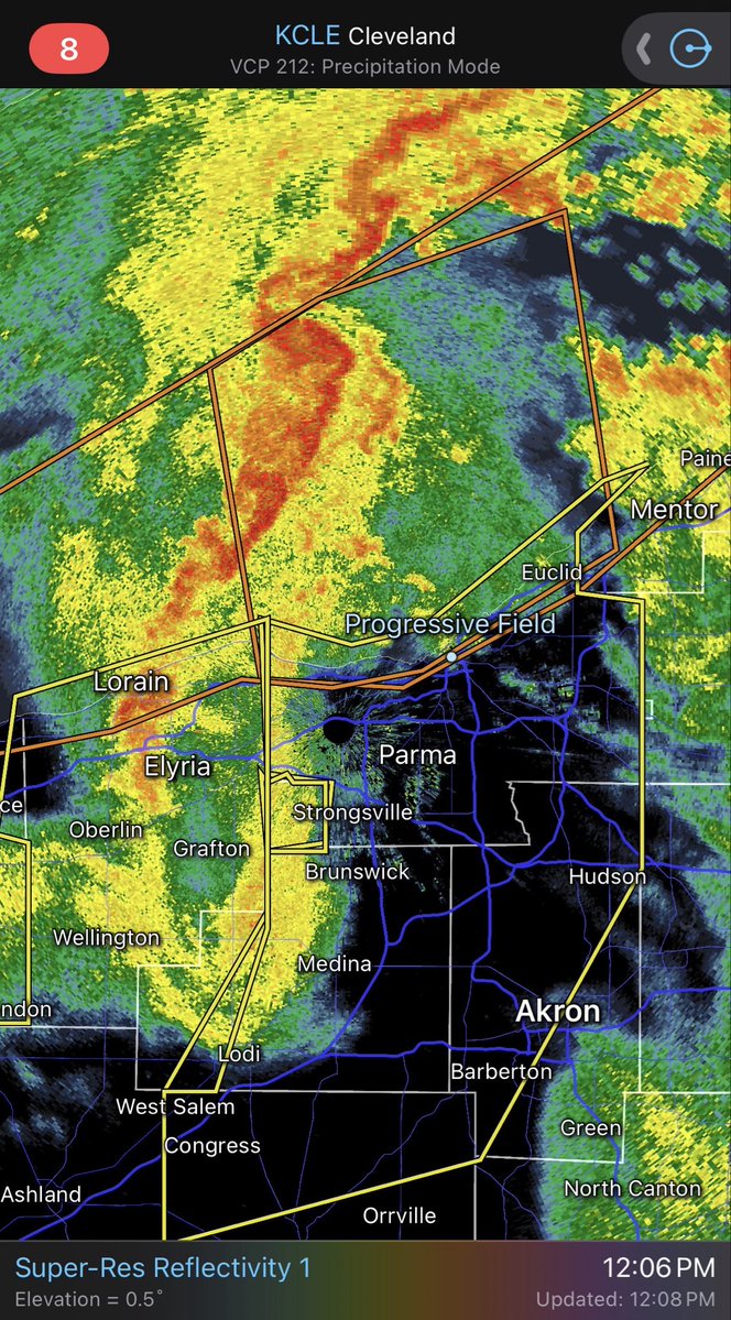 Kelly SNOWbeck ❄️ tweet media