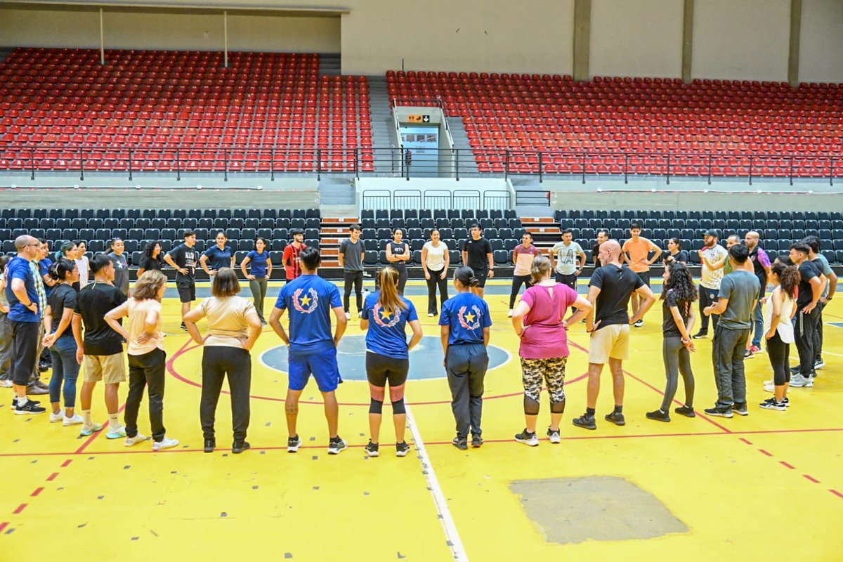 sndpy's tweet image. #Capacitación🧑🏽‍💻• Encuentro internacional apuesta a formación premanente🔝

Profesionales del deporte y la educación física participan del Taller Internacional sobre PlayFit y Pilates Coreográfico que se celebra en el #ComplejoSND💪🏼

#ElDeporteNosUne🤝🏻