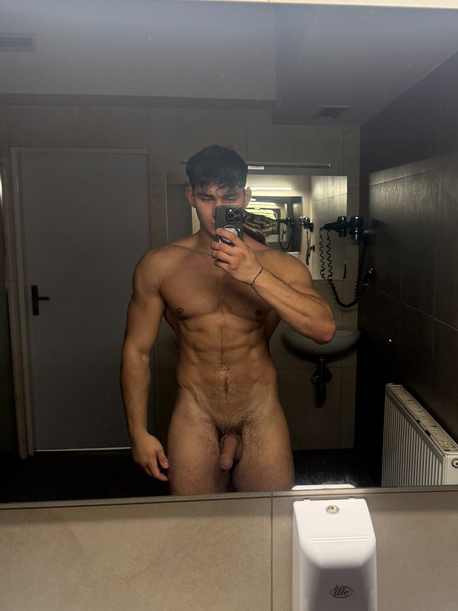 Tap and see everything 🔥
linktr.ee/paulgainz