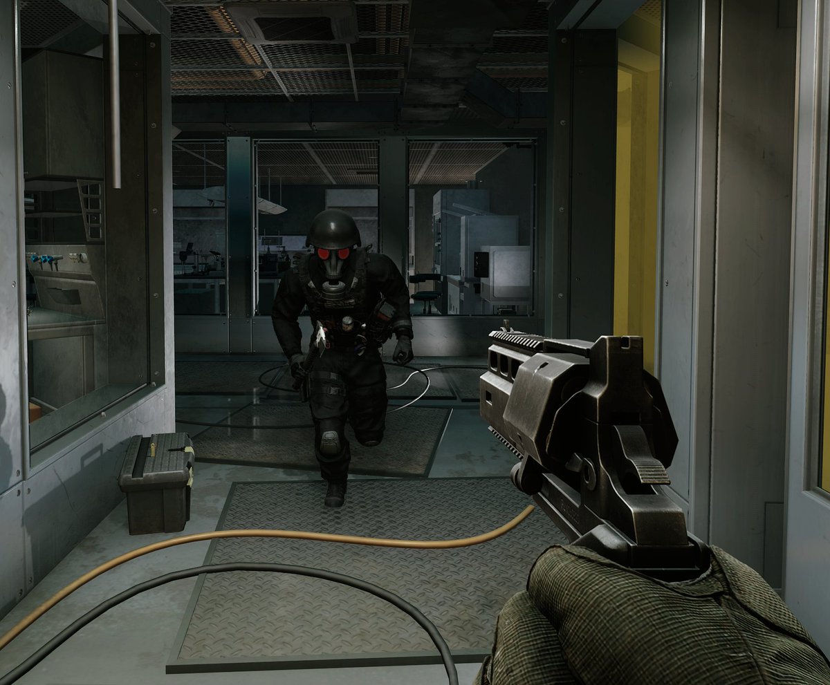 Tarkov Basement Guy tweet media