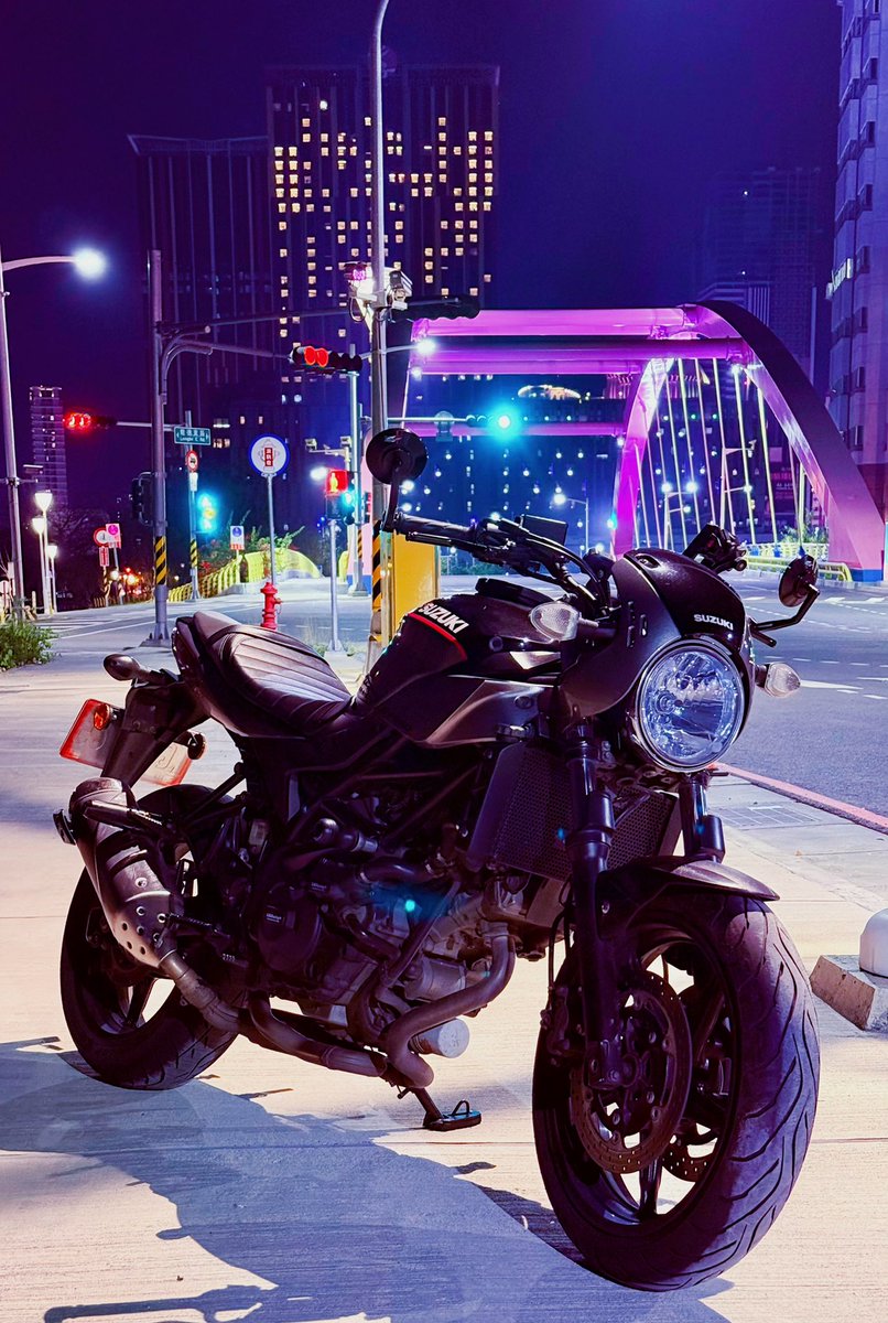 噬酒屍唯唯｜練巨人 tweet media