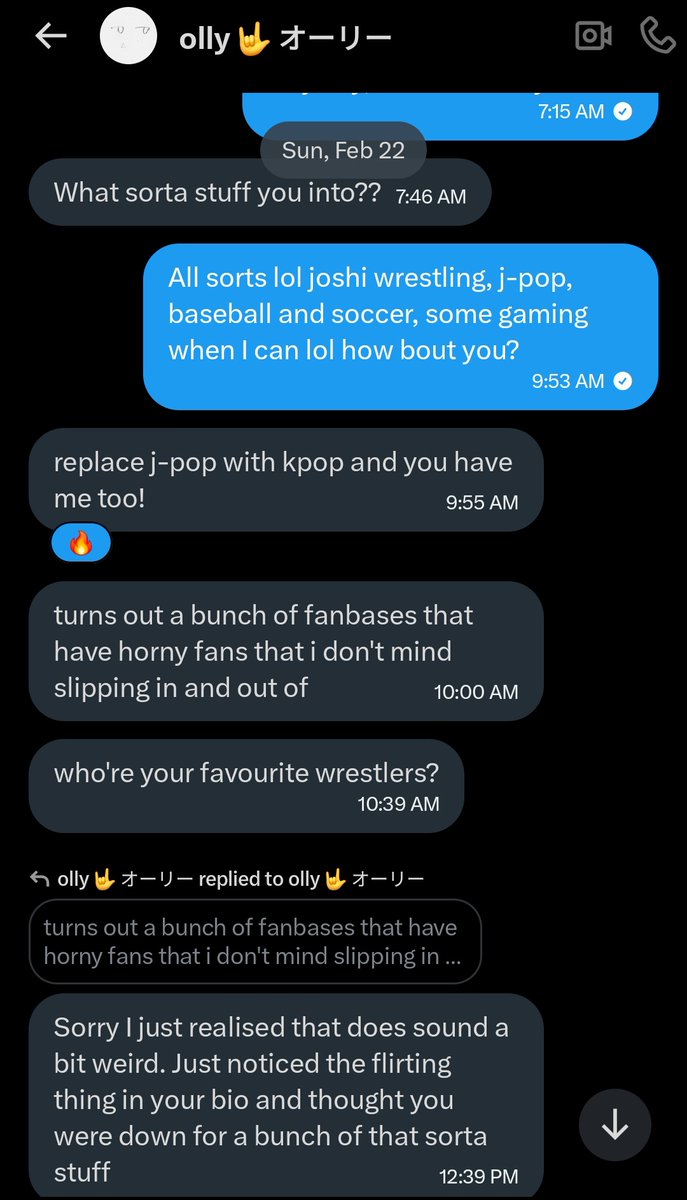 GyaruPeaceSign's tweet photo. lrt I'm old and mature enough to know how to shut down unwanted advances like these, so when it happens to me alone I figure it's no big deal, but it's really weird that you're being weird to multiple women in their DMs like this, isn't it? https://t.co/qx13e50rPZ