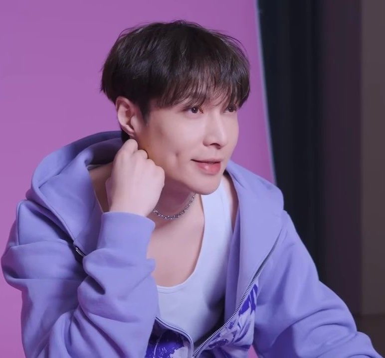 yx_universe's tweet photo. Im still here… https://t.co/qpEWlccfA1